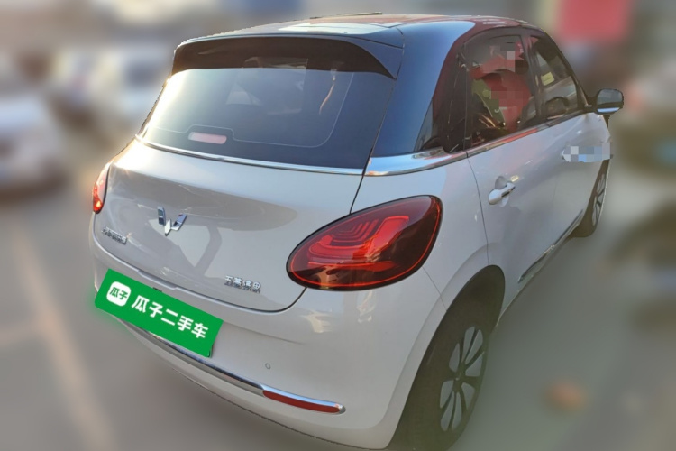 五菱汽车 五菱缤果 2023款 333km 灵犀互联+款车身外观7