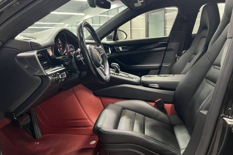 保时捷 2017款 Panamera 4 行政加长版 3.0T中控内饰7004