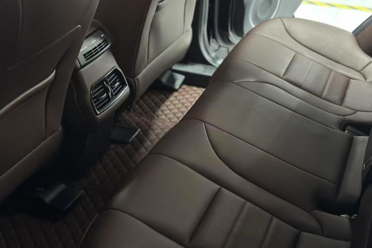 魏牌 VV5 2017款 2.0T 超豪型中控内饰7003