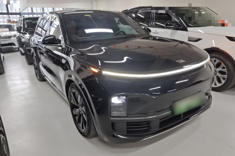 理想汽车 理想L8 2023款 Pro车身外观3