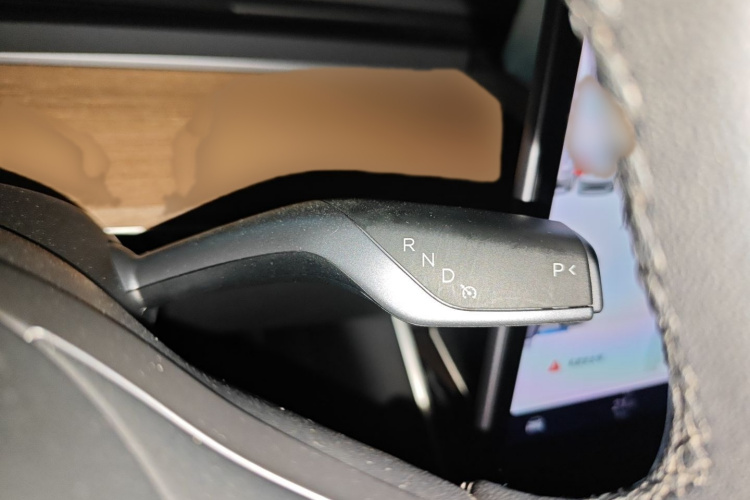 特斯拉 Model 3 2020款 改款 标准续航后驱升级版局部细节18