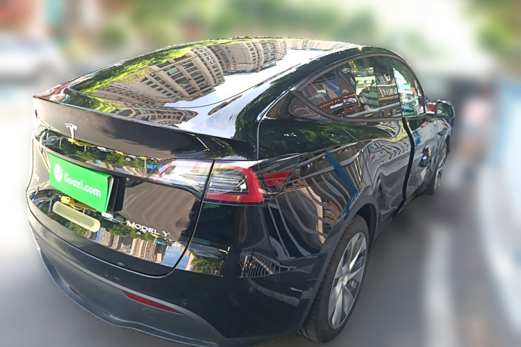 特斯拉 Model Y 2022款 改款 后轮驱动版车身外观6005