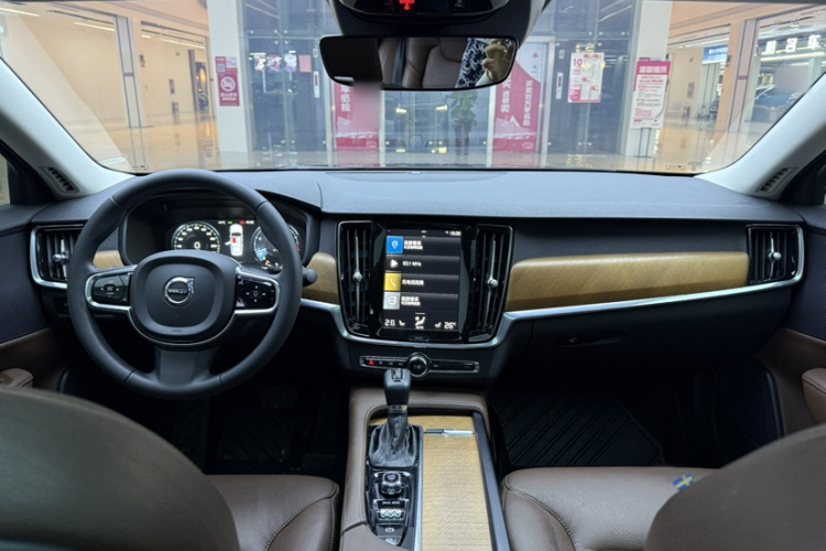 沃尔沃S90 2020款 改款 T5 智逸豪华版中控内饰7001