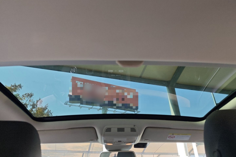 一汽-大众CC 2015款 2.0TSI 至尊型中控内饰22