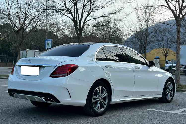 奔驰C级 2017款 改款 C 200 L 运动版车身外观6005
