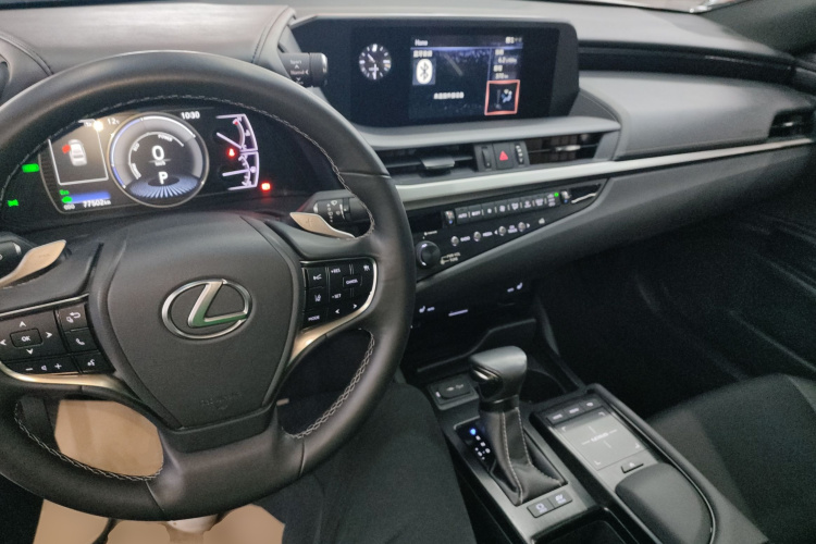 雷克萨斯ES 2020款 300h 卓越版中控内饰12