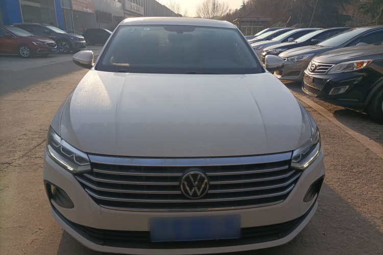 大众 朗逸 2023款 1.5L 自动得逸版车身外观2