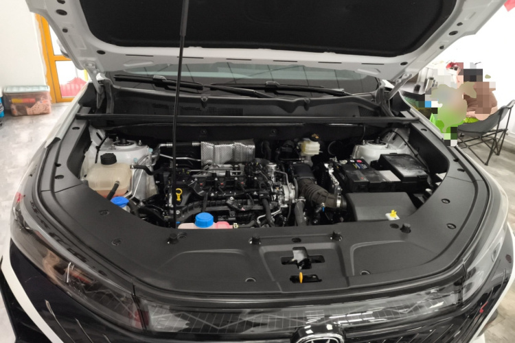 长安CS75 PLUS 2023款 第二代 1.5T 自动精英型机舱底盘24