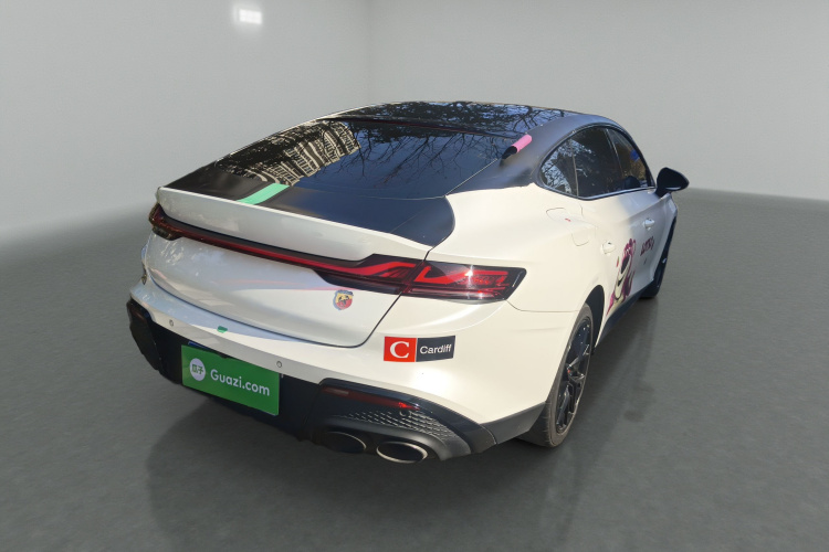 名爵 MG7 2023款 2.0T 自动猎美奢享版车身外观7