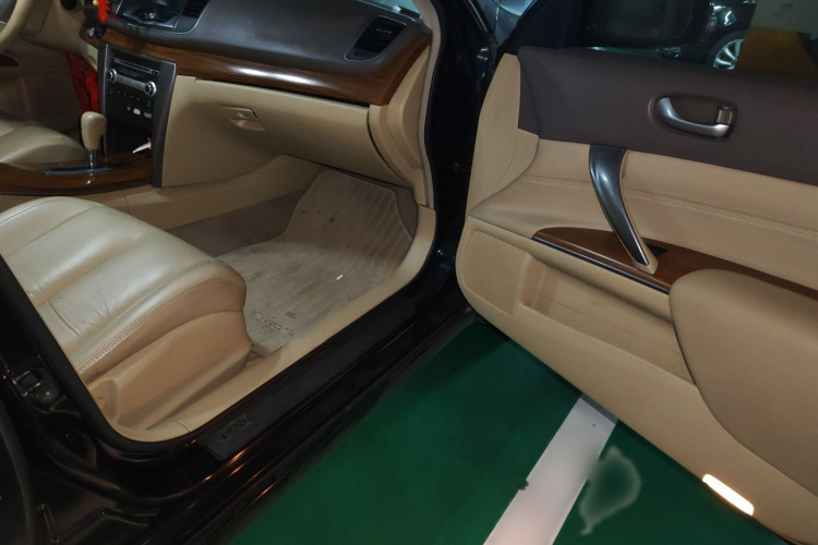 日产 天籁 2012款 2.0L XL智享版局部细节9005