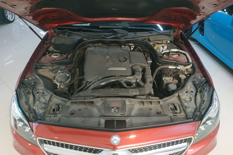 奔驰CLS 2016款 CLS 260 逸彩版机舱底盘24