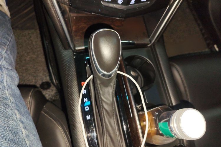 凯迪拉克XTS 2018款 28T 精英型局部细节18