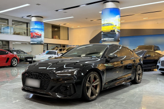 奥迪RS 5 2023款  RS 5 2.9T Sportback 暗金版