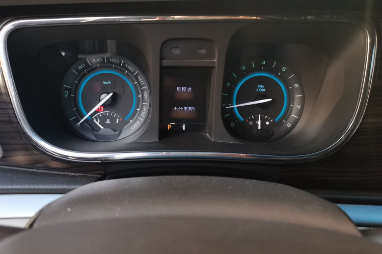 别克GL8 2011款 3.0L GT豪华商务豪雅版局部细节14