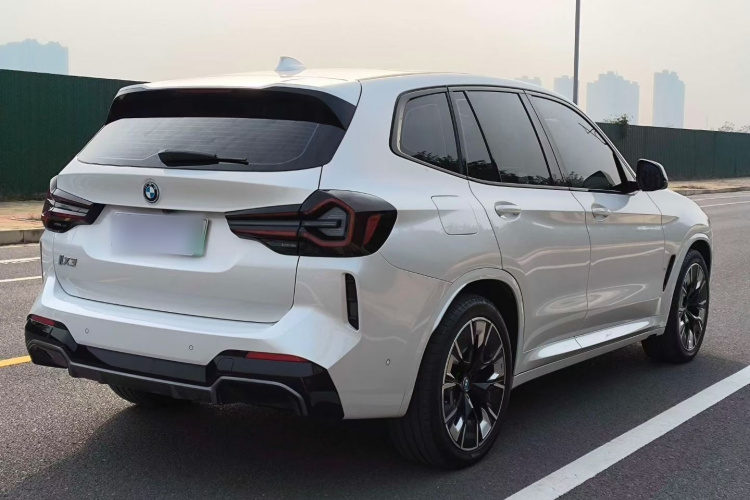 宝马iX3 2024款 创领型车身外观6006