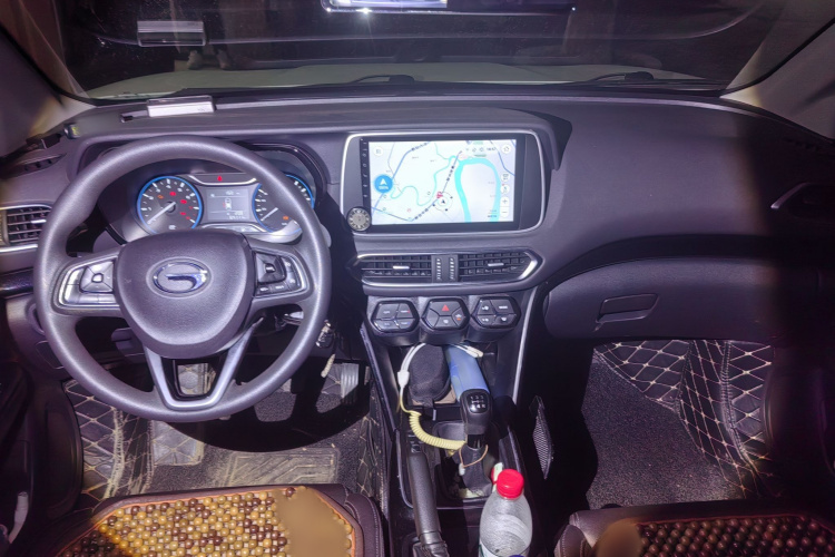 广汽传祺 传祺GS4 2018款 200T 手动两驱精英版中控内饰7001