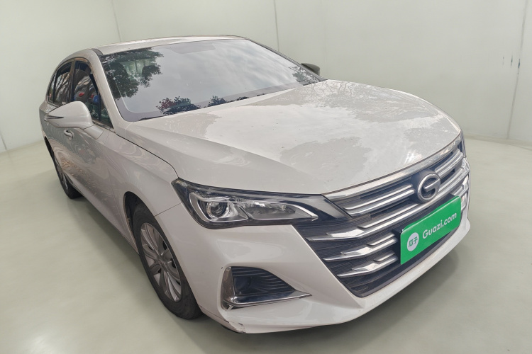 广汽传祺 传祺GA6 2022款 270T 自动精英版车身外观3