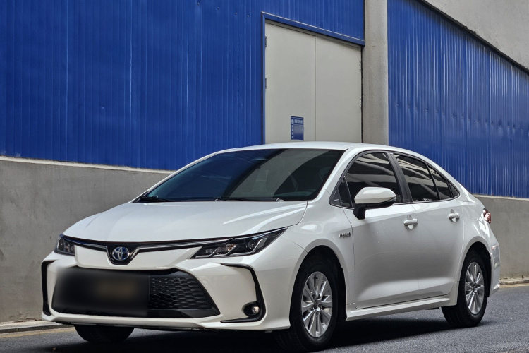 丰田 卡罗拉 2023款 1.8L 智能电混双擎 先锋版车身外观6005