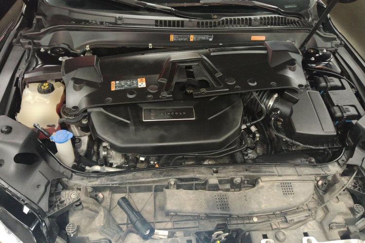 林肯MKZ  2.0T 尊悦版 国VI机舱底盘24