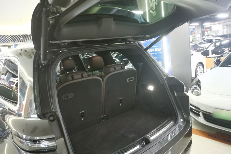 理想汽车 理想L9 2022款 Max机舱底盘23