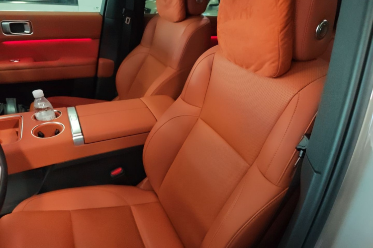 理想汽车 理想L6 2024款 Pro中控内饰19