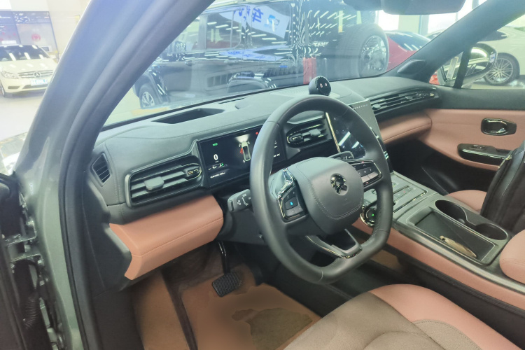 蔚来EC6 2020款 605KM 运动版中控内饰12