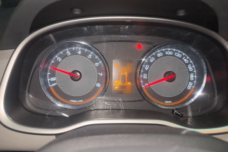 雪佛兰 2015款 赛欧3 1.5L 手动理想天窗版局部细节14