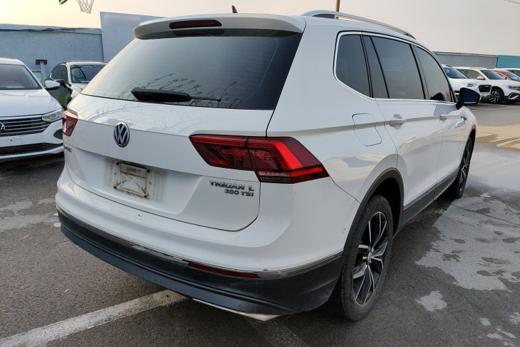 大众 途观L 2017款 380TSI 自动四驱旗舰版车身外观7