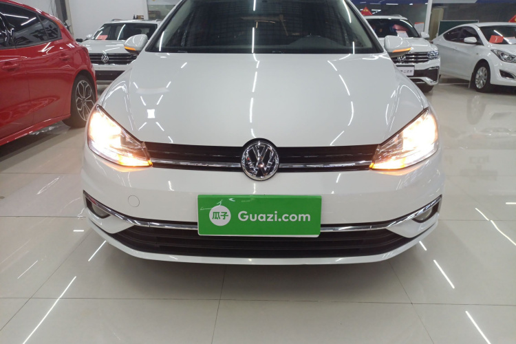 大众 高尔夫 2020款 200TSI DSG舒适进取版车身外观2