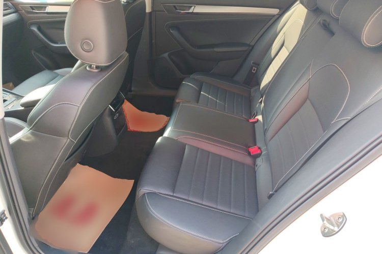 斯柯达 速派 2019款 TSI280 DSG舒适版中控内饰21