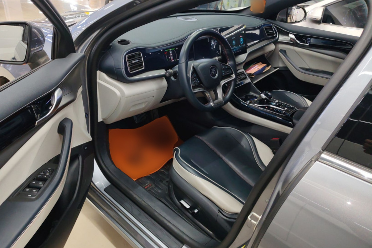 比亚迪 秦PLUS 2021款 EV 500KM 豪华型中控内饰7003
