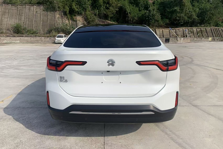 蔚来EC6 2022款 75kWh 运动版车身外观6004