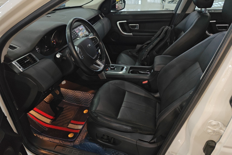 路虎 发现神行 2019款 240PS SE版 国VI中控内饰19