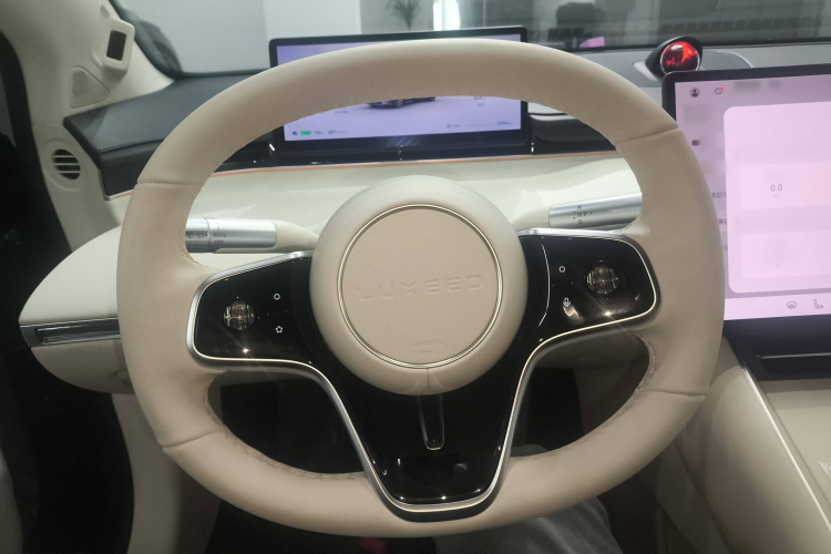 鸿蒙智行 智界S7 2024款 Pro 后驱长航版局部细节13