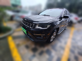 Jeep 指南者 2017款 200T 自动家享版