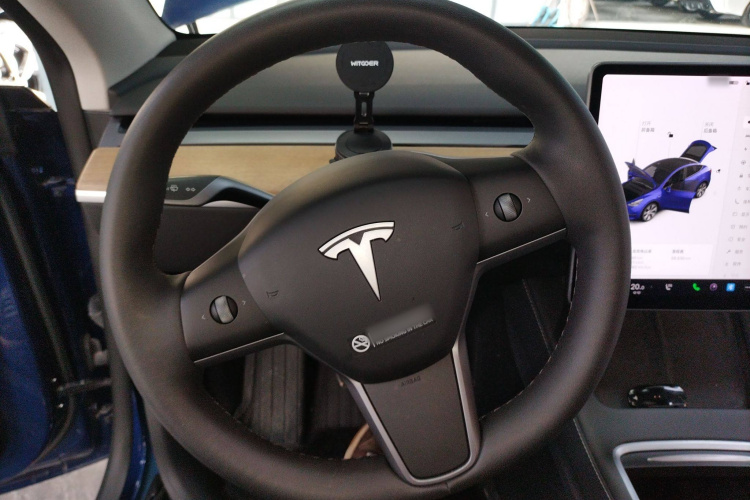 特斯拉 Model Y 2021款 标准续航后驱版局部细节13