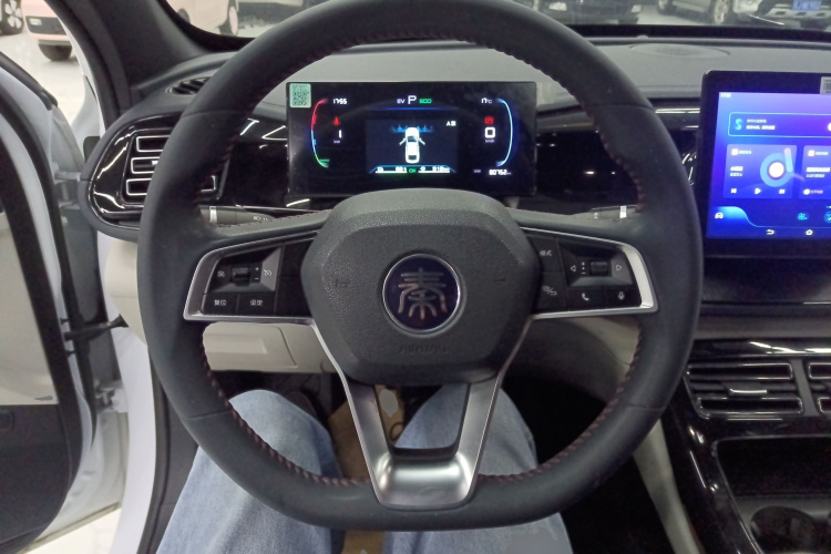 比亚迪 秦PLUS 2023款 冠军版 DM-i 55KM领先型中控内饰13