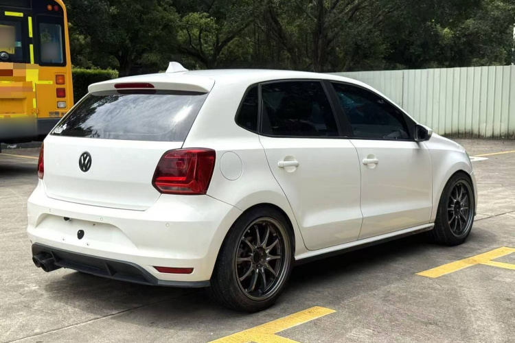 大众 Polo 2016款 1.6L 自动舒适型车身外观6006