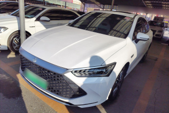 比亚迪 秦PLUS 2023款 冠军版 DM-i 120KM领先型