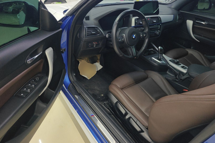 宝马2系(进口) 2018款 225i 敞篷轿跑车 M运动型中控内饰7002