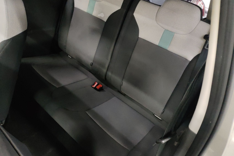 长安启源 长安Lumin 2022款 210km 香甜款中控内饰21