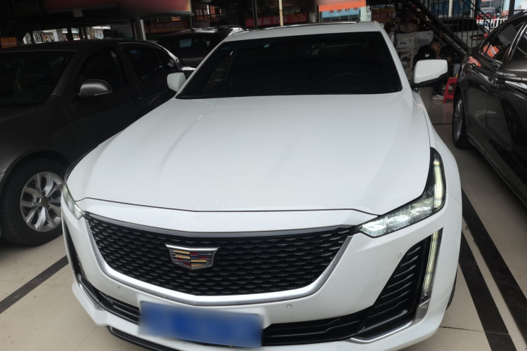 凯迪拉克CT5 2022款 28T 豪华型（标准版）车身外观2