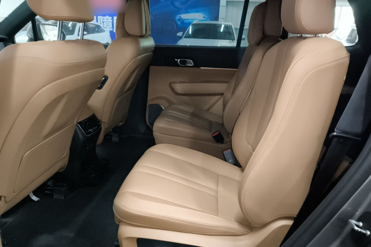 理想汽车 理想ONE 2020款 增程6座版中控内饰21