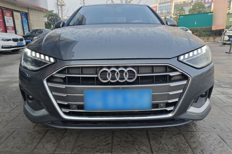 奥迪A4L 2022款 40 TFSI 时尚致雅型车身外观2