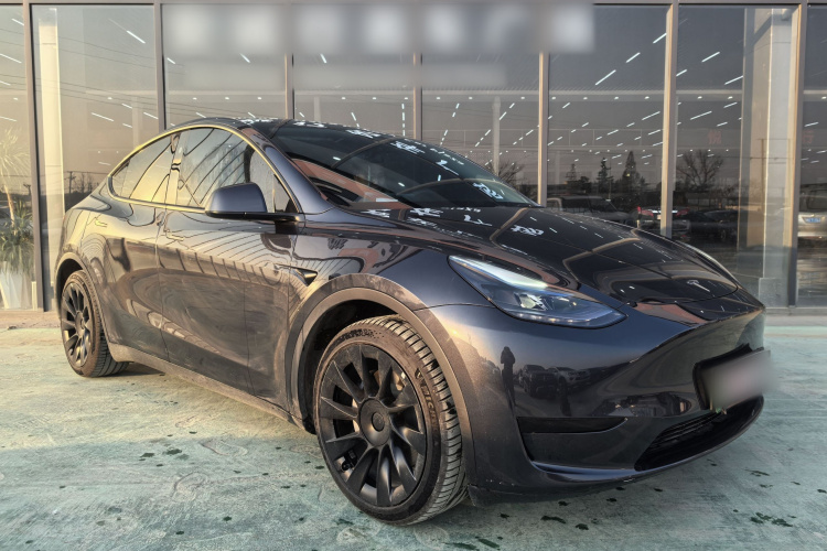 特斯拉 Model Y 2024款 后轮驱动版车身外观6002