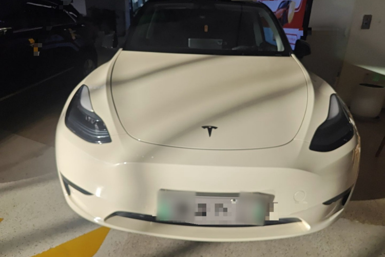 特斯拉 Model Y 2022款 改款 后轮驱动版车身外观6001