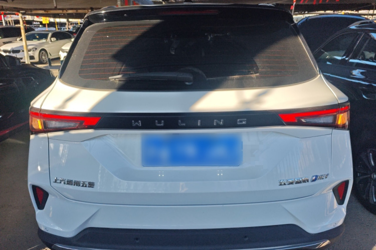 五菱汽车 五菱星辰 2022款 2.0L DHT电速款车身外观6