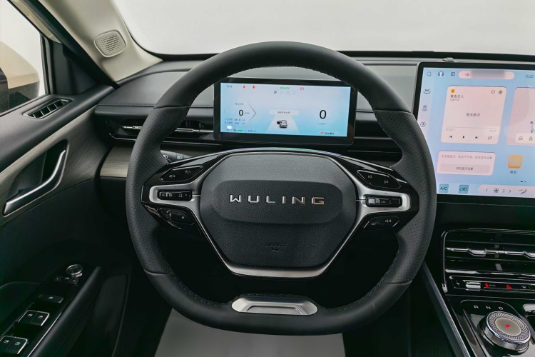 五菱汽车 五菱星光 2024款 共创版 510 进阶型中控内饰7004