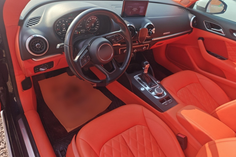 奥迪A3(进口) 2017款 Cabriolet 40 TFSI中控内饰12