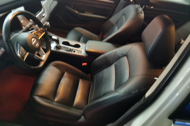 日产 天籁 2021款 2.0T XL Upper AD1 智享领航版中控内饰19